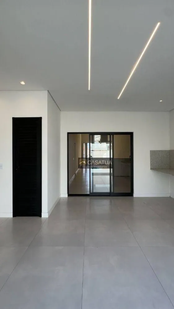 Casa, 3 quartos, 200 m² - Foto 9