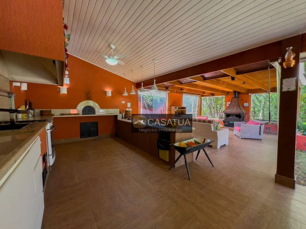 Chácara, 3 quartos, 2492 m² - Foto 9