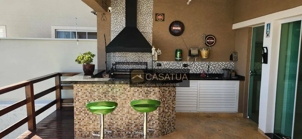 Casa, 4 quartos, 330 m² - Foto 1