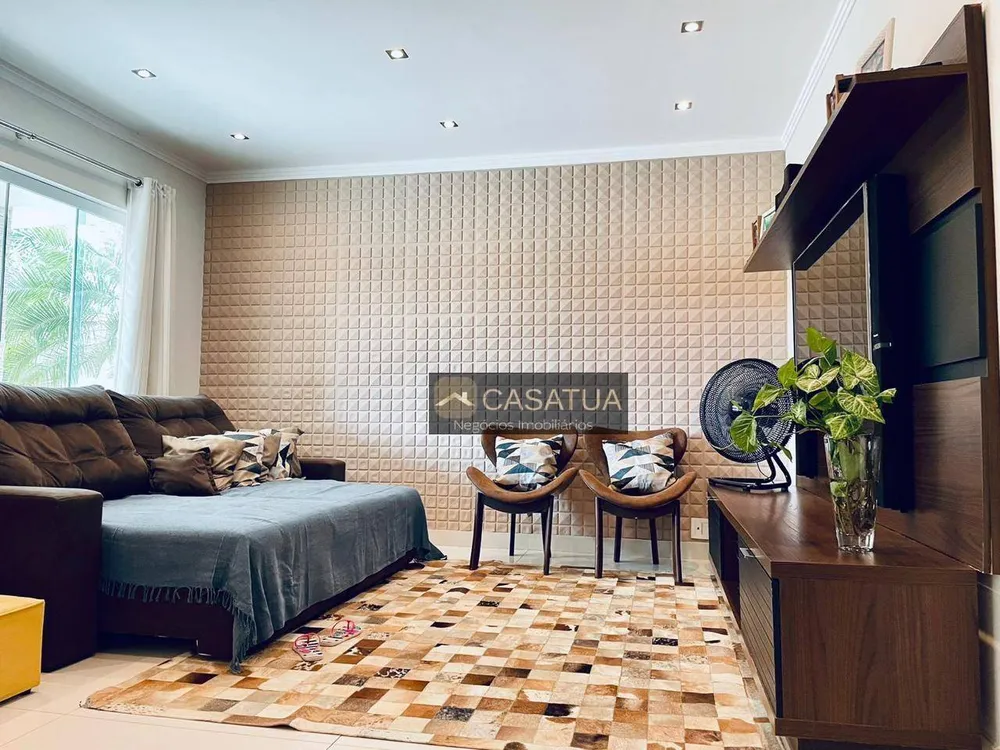 Casa, 4 quartos, 264 m² - Foto 1
