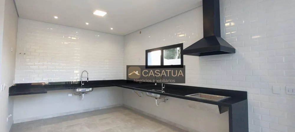 Casa, 3 quartos, 296 m² - Foto 1