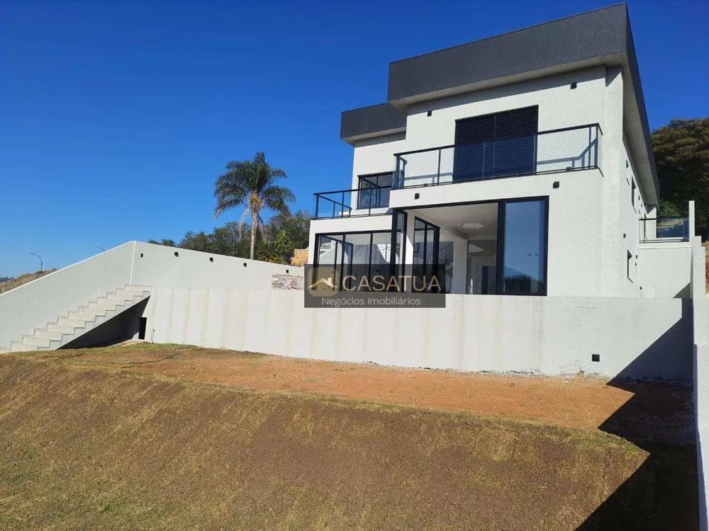 Casa, 3 quartos, 239 m² - Foto 1