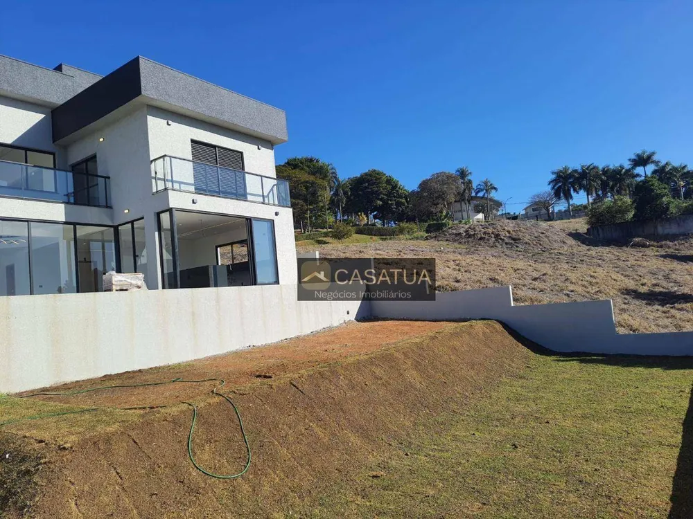 Casa, 3 quartos, 239 m² - Foto 2