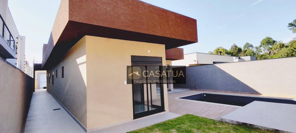 Casa, 3 quartos, 228 m² - Foto 3