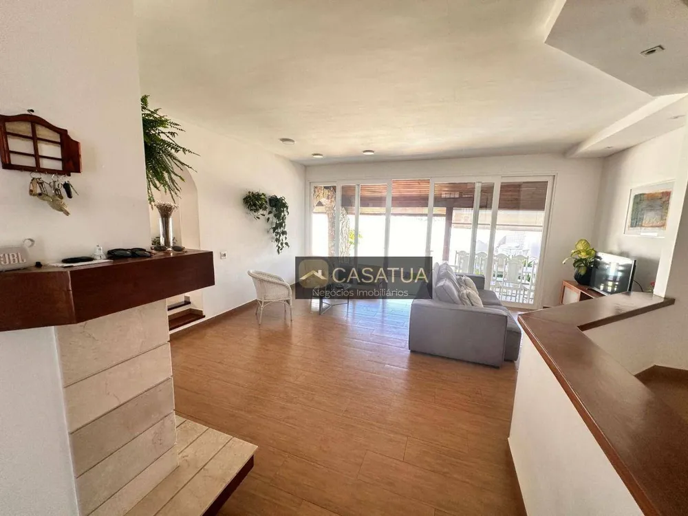 Casa, 3 quartos, 282 m² - Foto 4