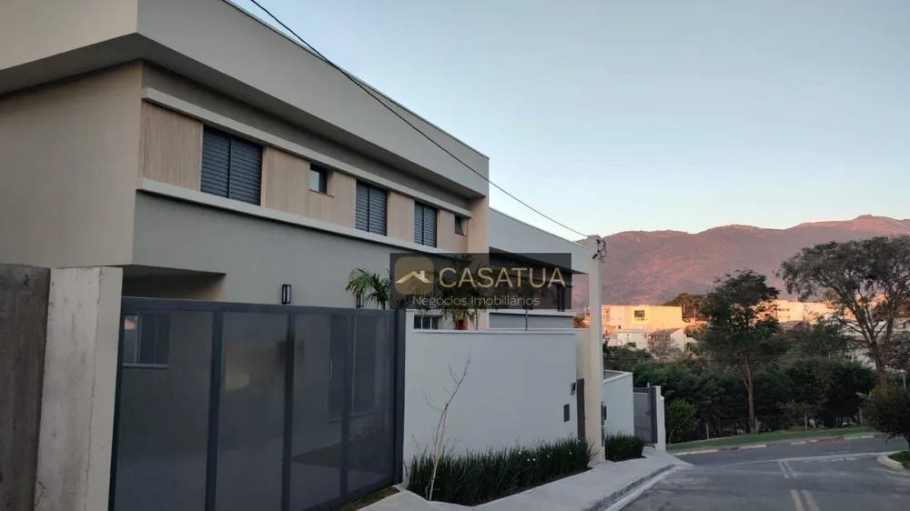 Casa, 3 quartos, 105 m² - Foto 1