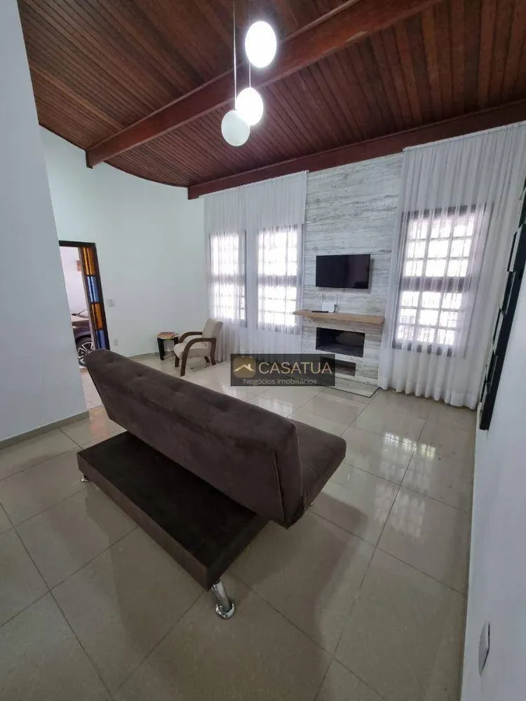 Casa, 4 quartos, 211 m² - Foto 3