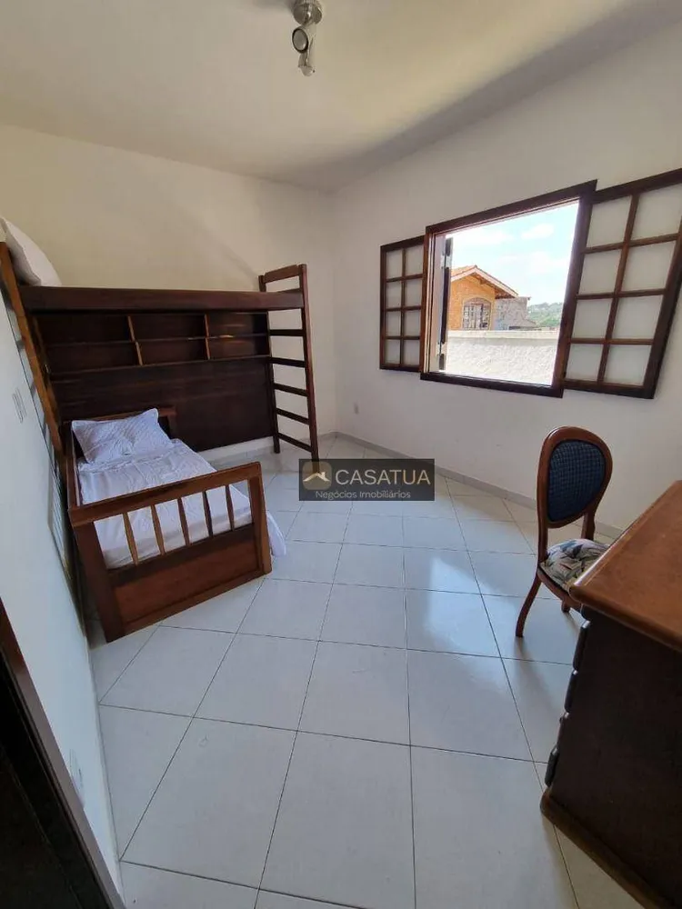 Casa, 4 quartos, 211 m² - Foto 1