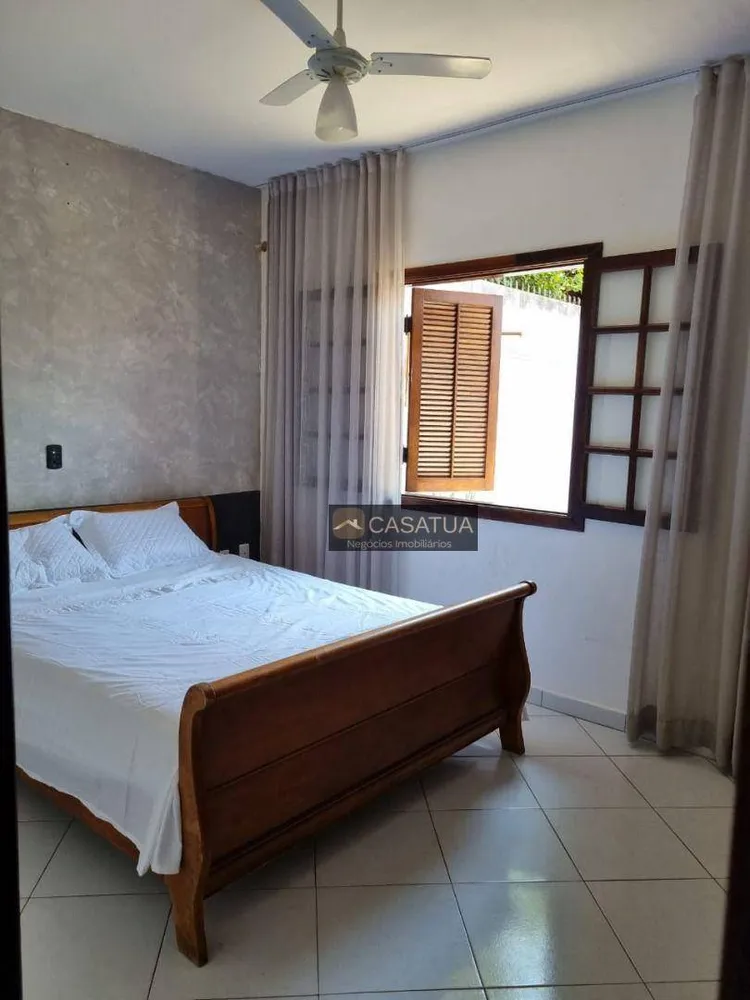 Casa, 4 quartos, 211 m² - Foto 2