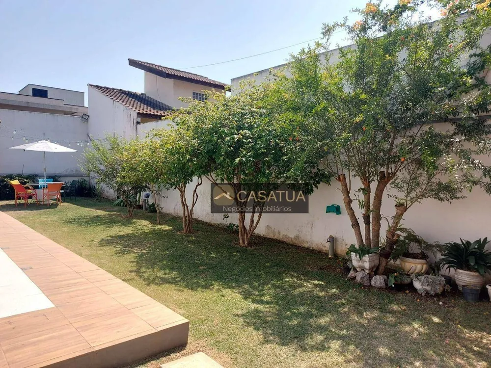 Casa, 4 quartos, 244 m² - Foto 10