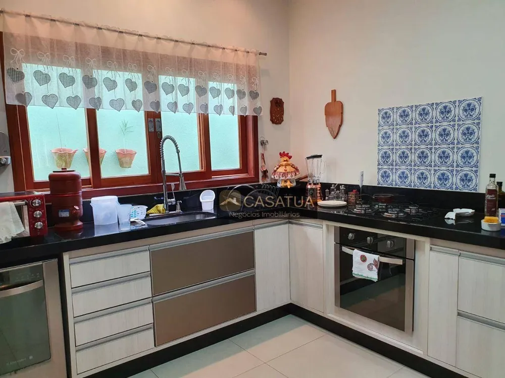 Casa, 3 quartos, 250 m² - Foto 11