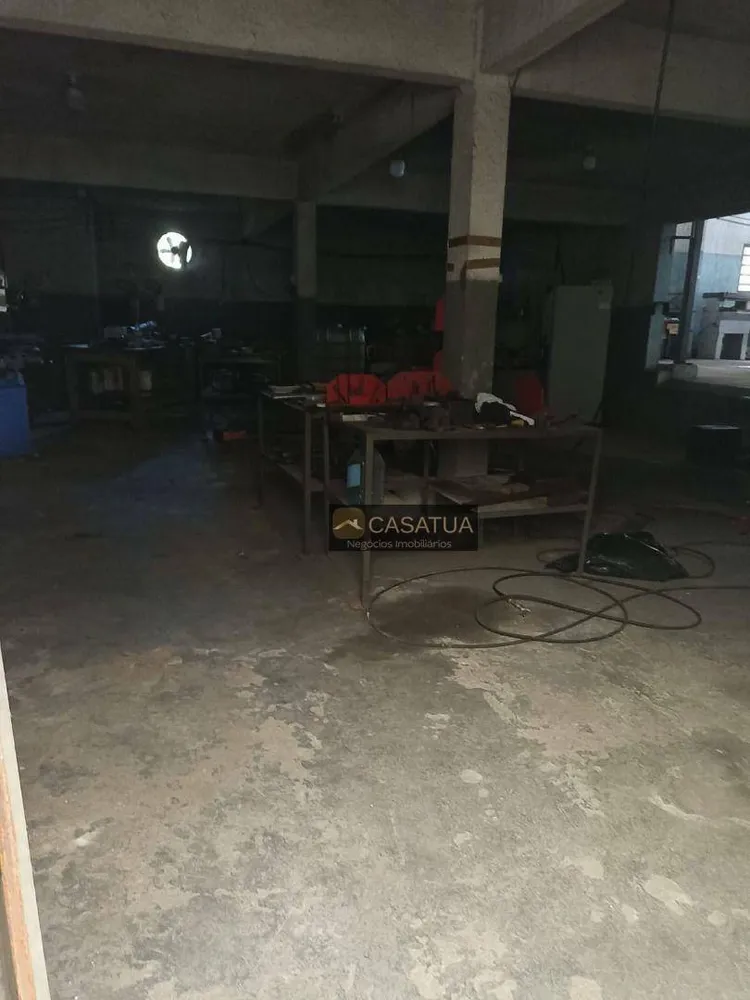 Depósito-Galpão, 3000 m² - Foto 1