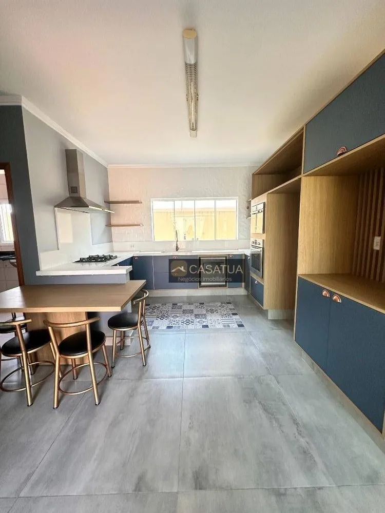 Casa, 3 quartos, 285 m² - Foto 4