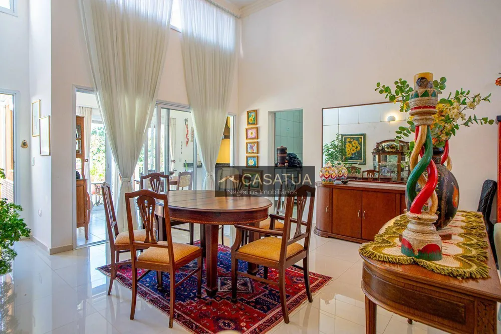 Casa, 3 quartos, 260 m² - Foto 1