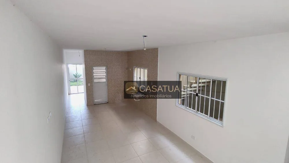 Casa, 3 quartos, 72 m² - Foto 2
