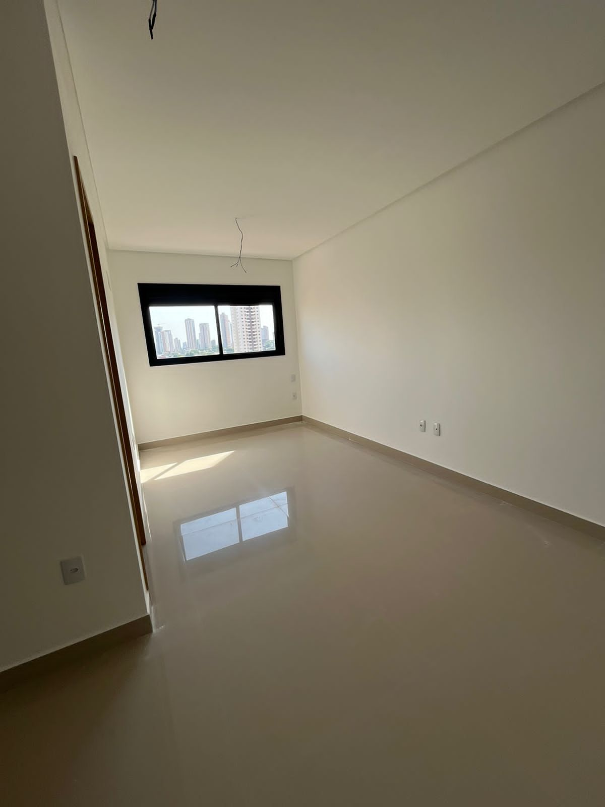 Apartamento à venda com 2 quartos, 69m² - Foto 9