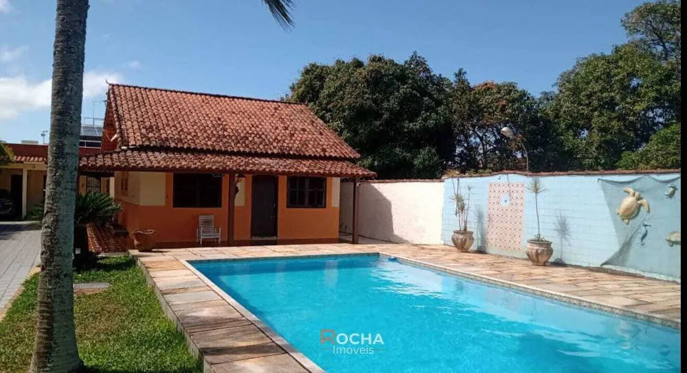 Casa, 5 quartos, 230 m² - Foto 1