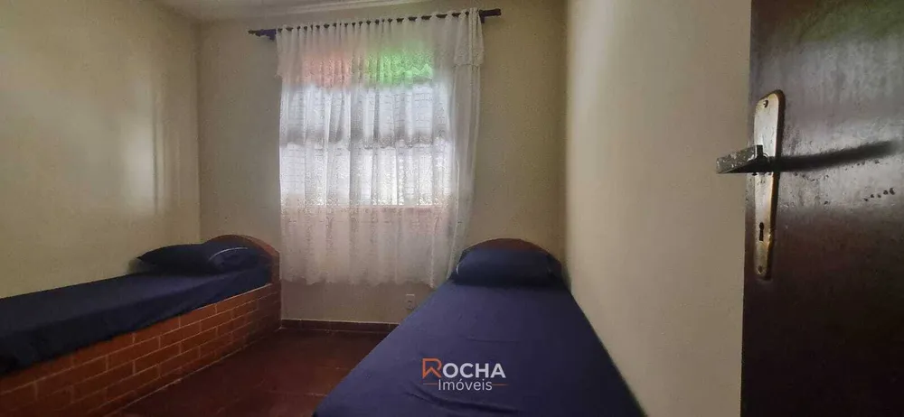 Casa, 5 quartos, 230 m² - Foto 12