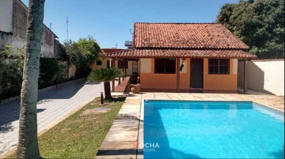 Casa, 5 quartos, 230 m² - Foto 2