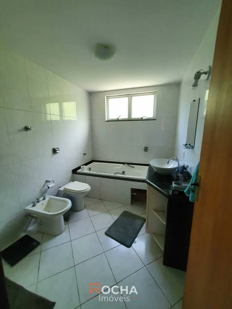 Casa, 4 quartos, 275 m² - Foto 17