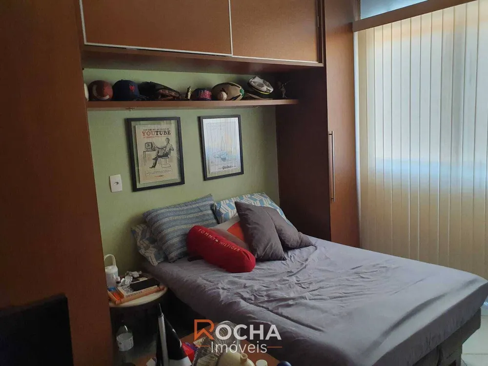 Casa, 4 quartos, 275 m² - Foto 13