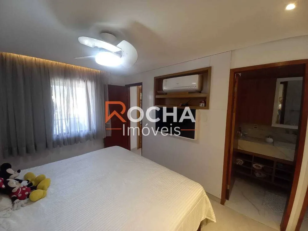 Casa, 3 quartos, 217 m² - Foto 2