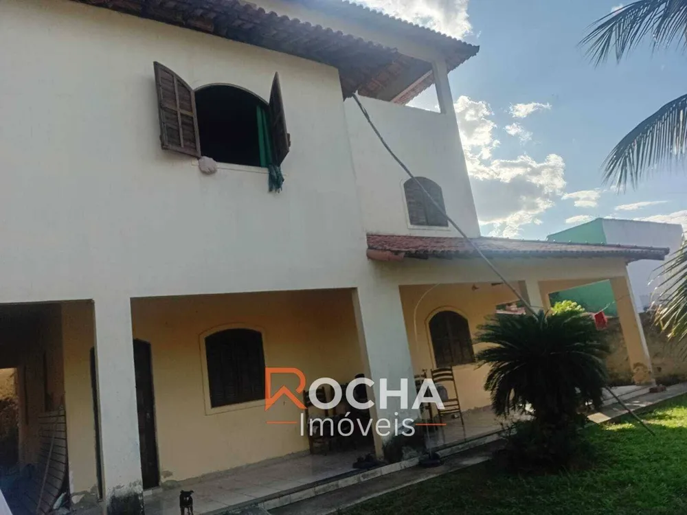 Casa, 4 quartos, 275 m² - Foto 1