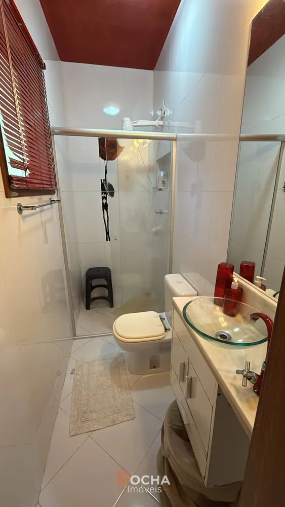 Casa, 4 quartos, 210 m² - Foto 4