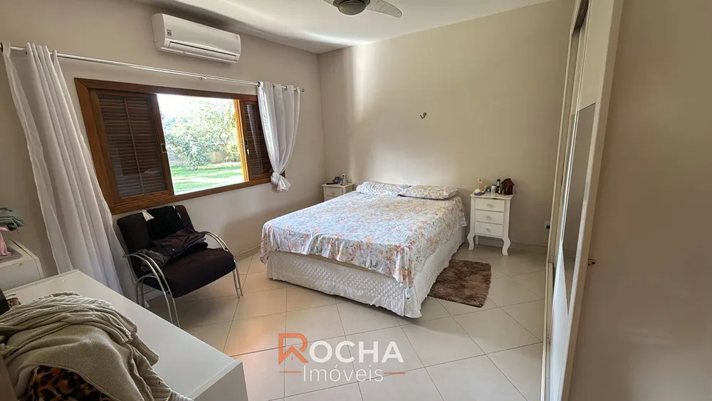 Casa, 4 quartos, 210 m² - Foto 3