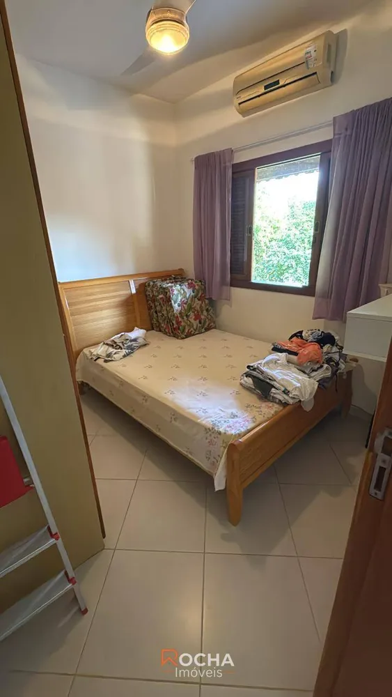 Casa, 4 quartos, 210 m² - Foto 1