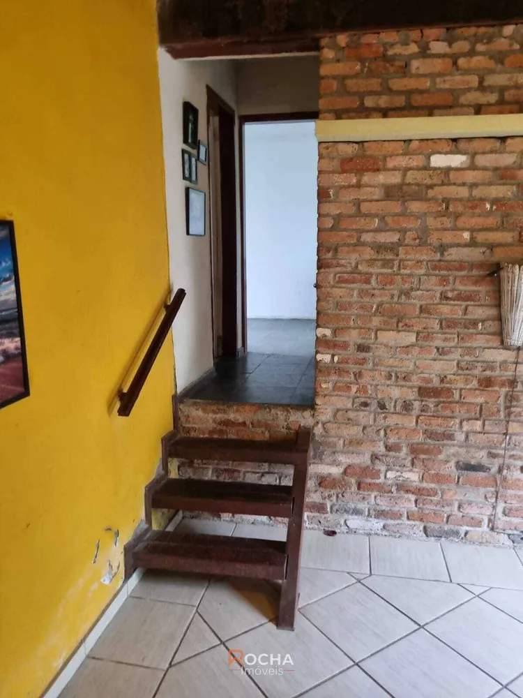 Casa, 6 quartos, 408 m² - Foto 2