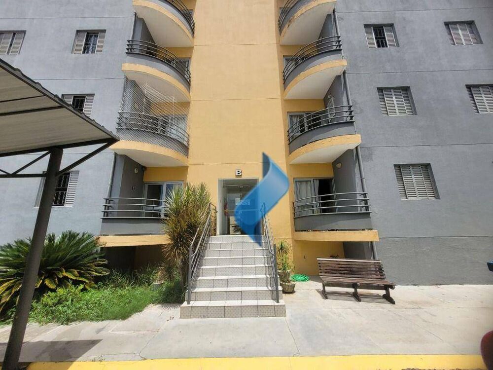 Apartamento para alugar com 2 quartos, 65m² - Foto 11