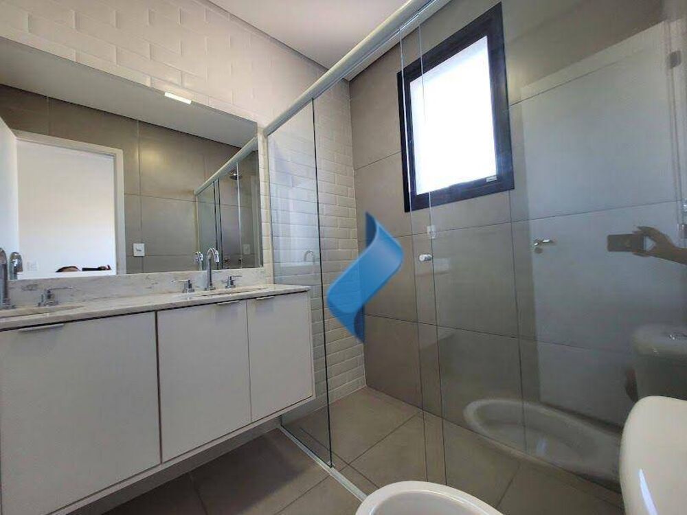 Apartamento para alugar com 3 quartos, 125m² - Foto 5