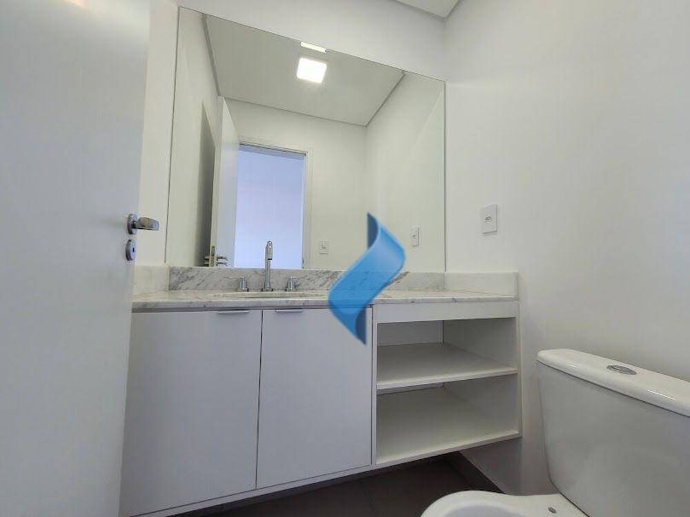 Apartamento para alugar com 3 quartos, 125m² - Foto 2