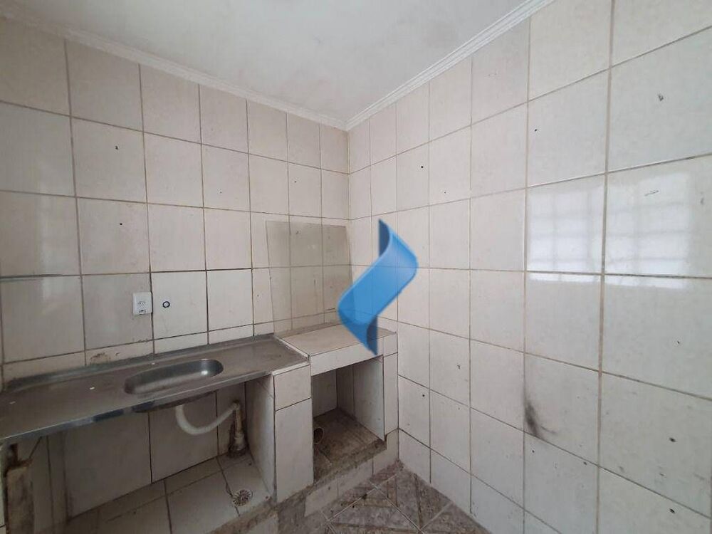 Casa para alugar com 1 quarto, 193m² - Foto 37