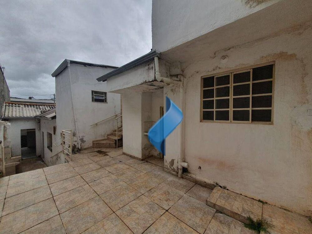 Casa para alugar com 1 quarto, 193m² - Foto 29
