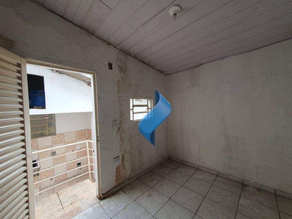 Casa para alugar com 1 quarto, 193m² - Foto 5