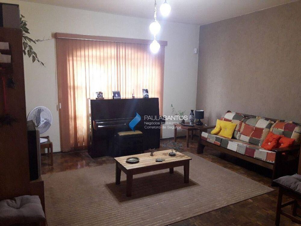 Casa, 3 quartos, 240 m² - Foto 1