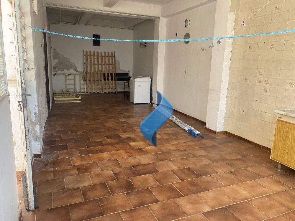 Casa à venda e aluguel com 5 quartos, 242m² - Foto 7