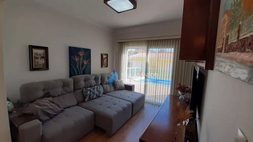 Casa de Condomínio à venda com 3 quartos, 208m² - Foto 4