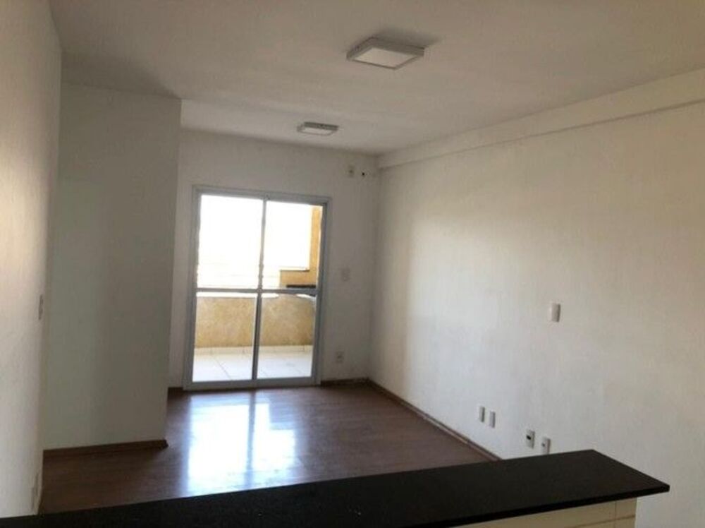 Apartamento à venda e aluguel com 3 quartos, 70m² - Foto 1