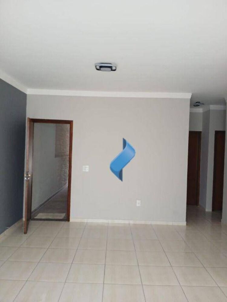 Casa, 3 quartos, 111 m² - Foto 2