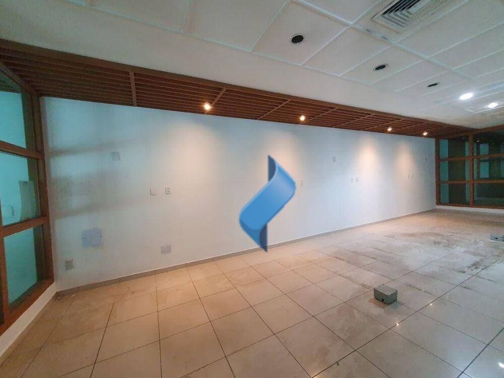 Loja-Salão, 1739 m² - Foto 1