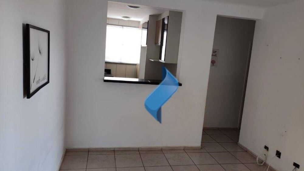 Apartamento à venda com 3 quartos, 80m² - Foto 2