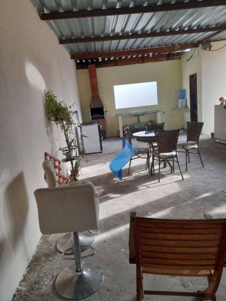 Casa, 2 quartos, 300 m² - Foto 4