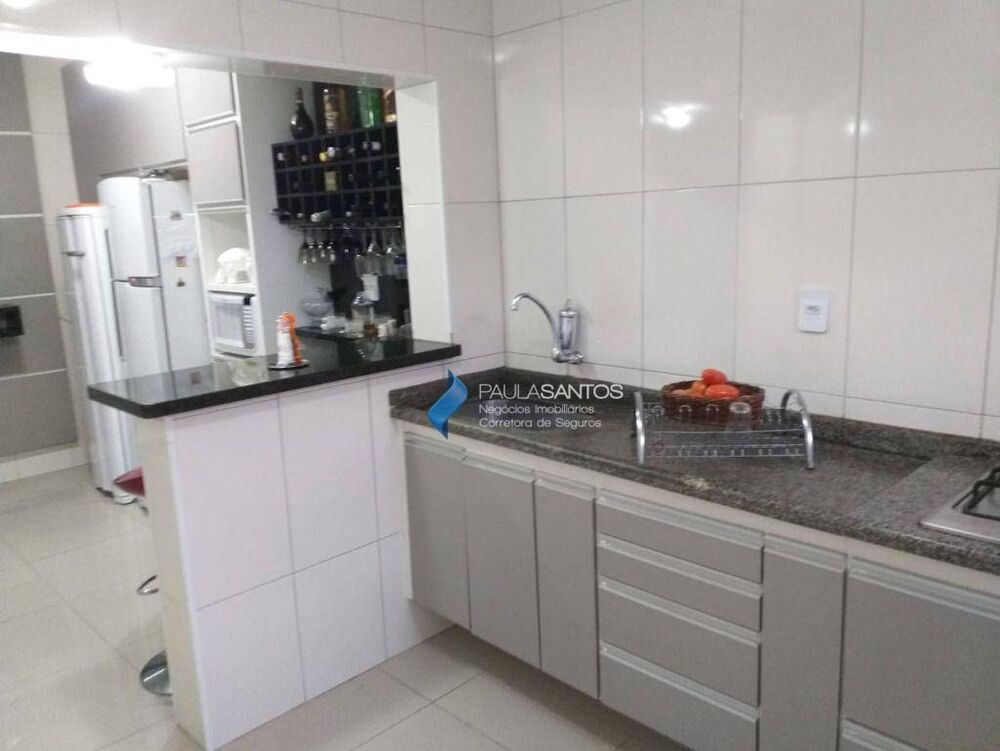Casa à venda com 4 quartos, 347m² - Foto 8