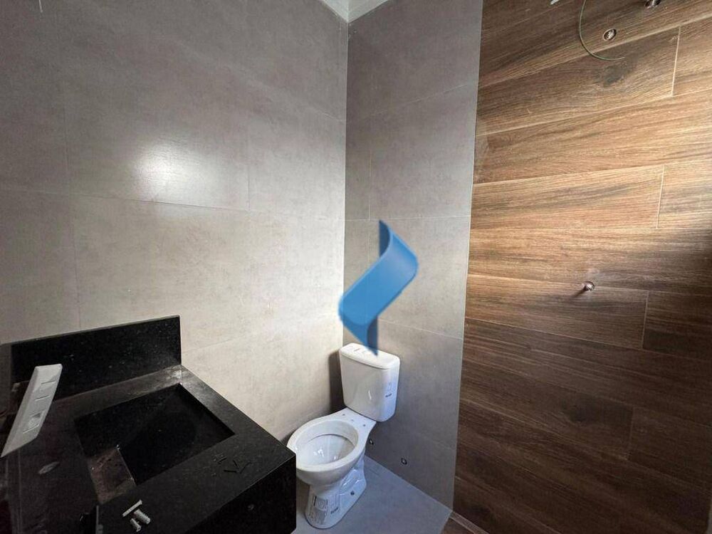 Casa à venda com 2 quartos, 60m² - Foto 10