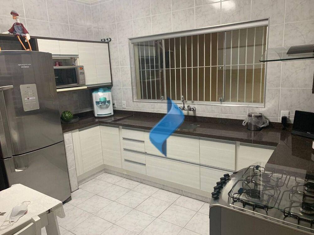 Casa, 4 quartos, 258 m² - Foto 17