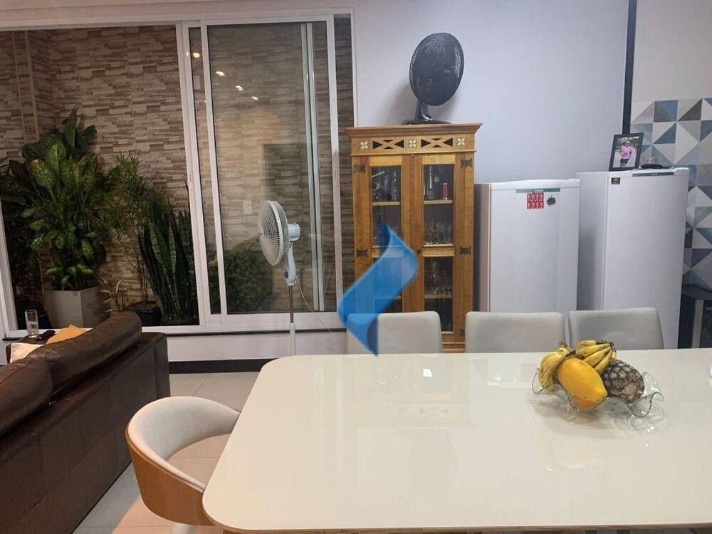 Casa, 4 quartos, 258 m² - Foto 8