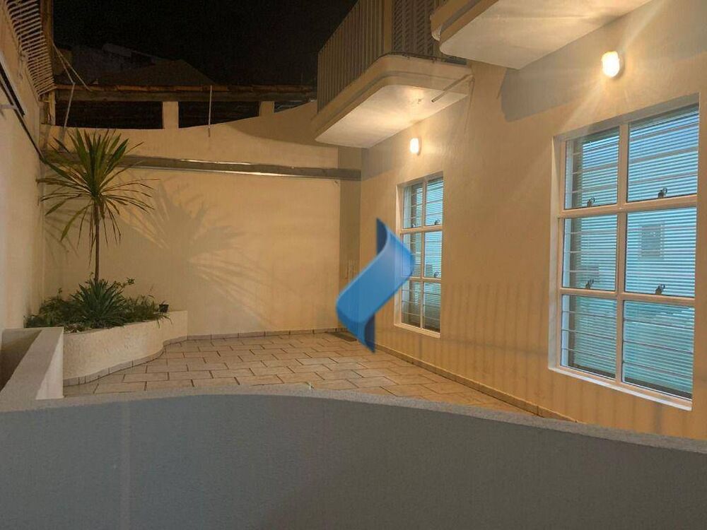Casa, 4 quartos, 258 m² - Foto 3